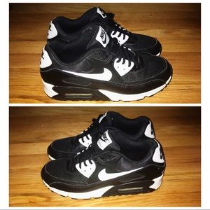 Nike Airmax 90, Size 9.5 Women’s